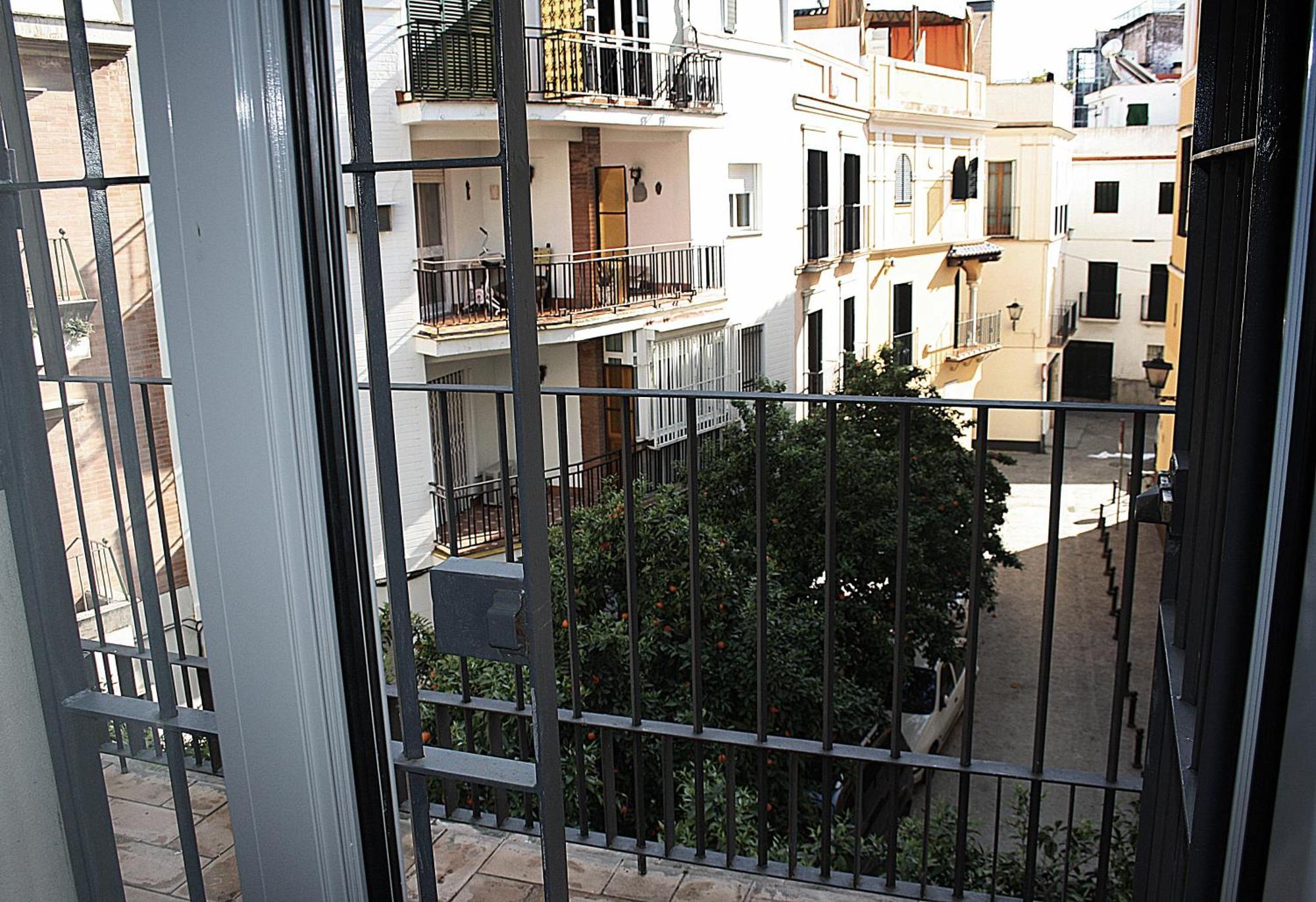 Apartamentos Turisticos La Encarnacion Sevilla Eksteriør billede