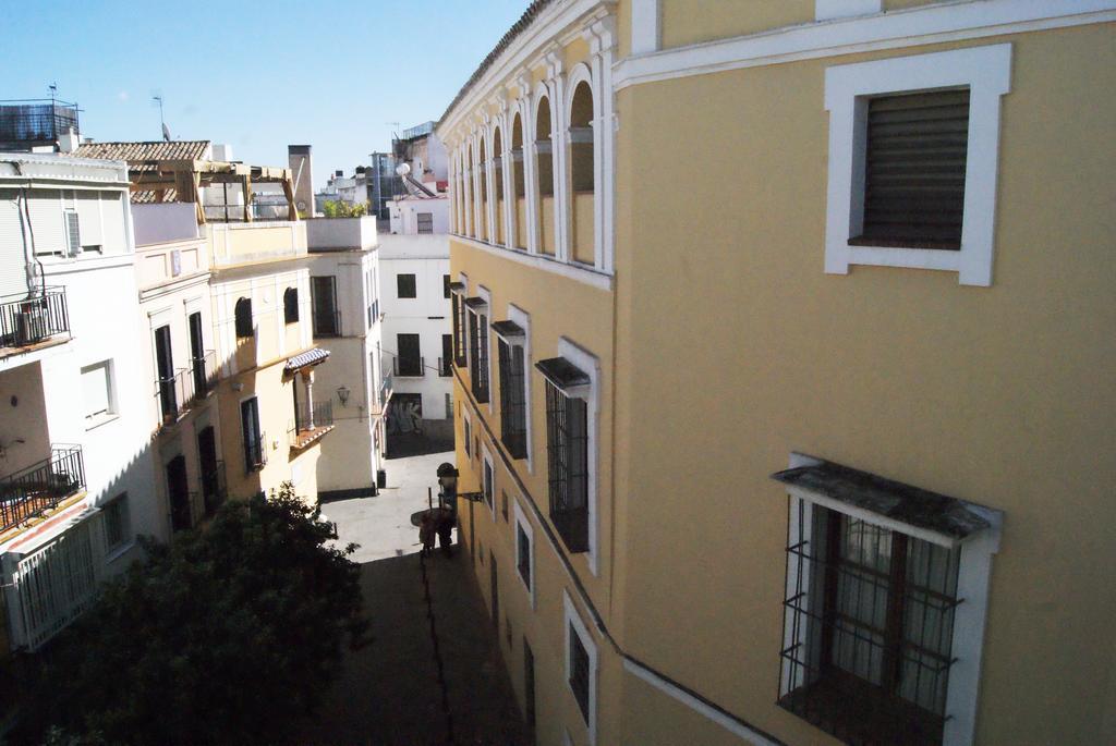 Apartamentos Turisticos La Encarnacion Sevilla Eksteriør billede